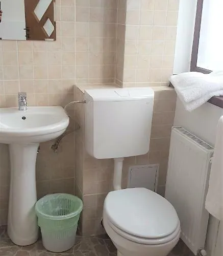 Coroian House Проживання в сім'ї *